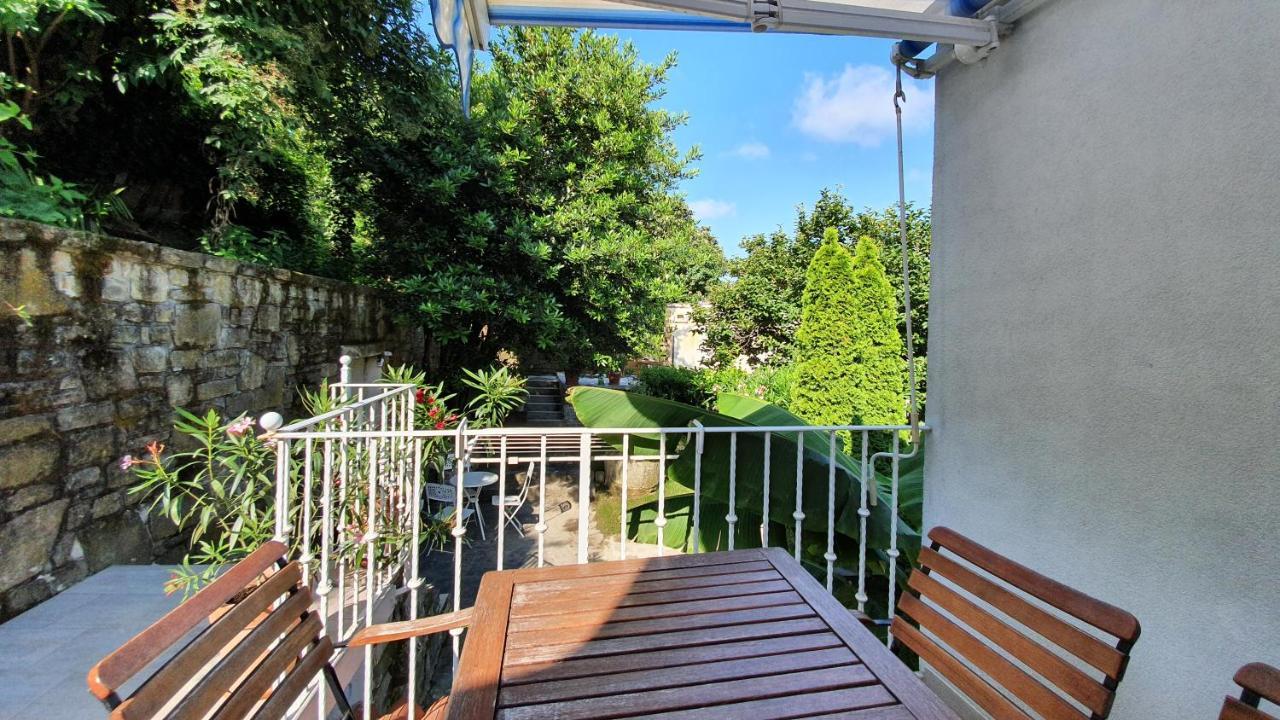 Secret Garden Of Piran Apartment Exterior photo
